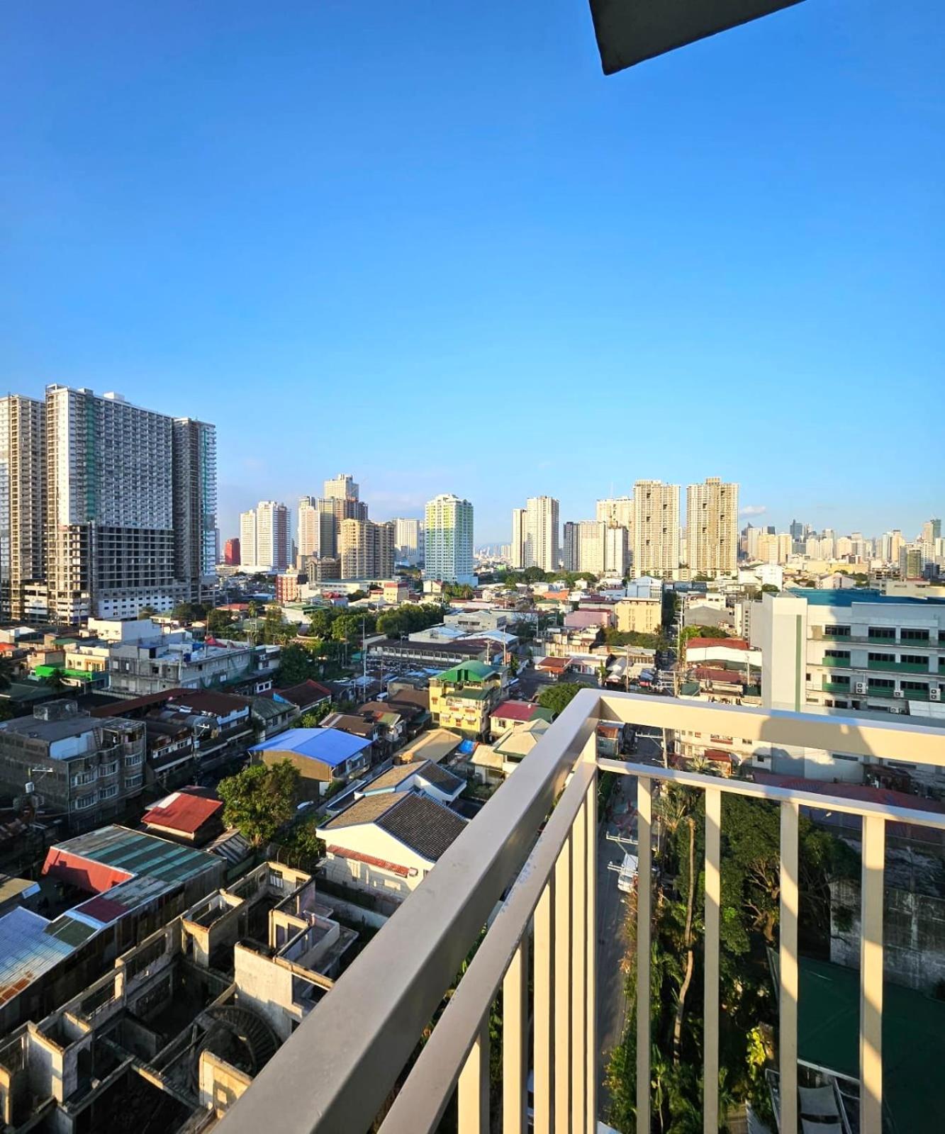 2 Bedroom Near Picc, Ccp, Wtc & Star At Coast Residences, Pasay * Manila