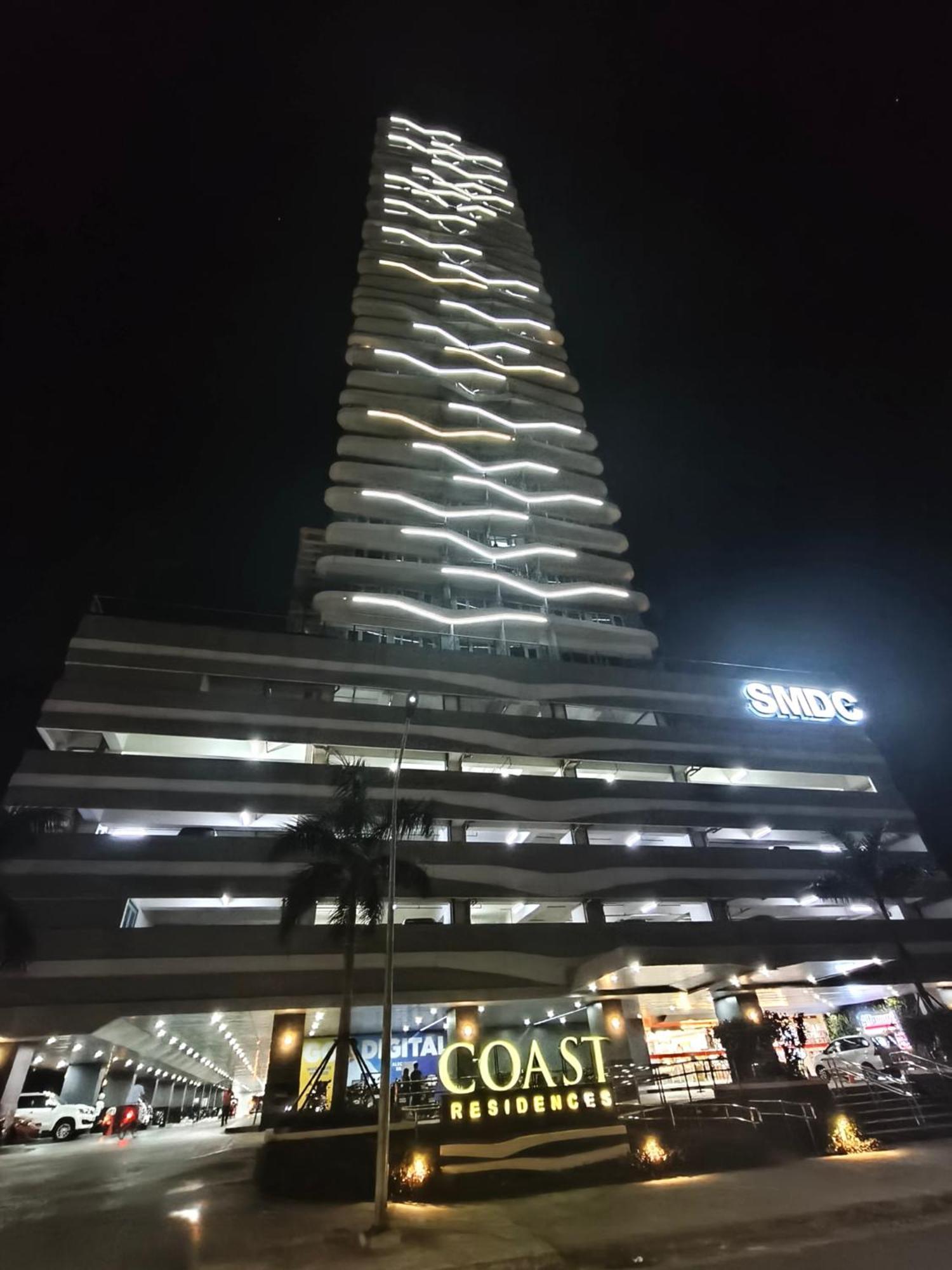 2 Bedroom Near Picc, Ccp, Wtc & Star At Coast Residences, Pasay Apartment