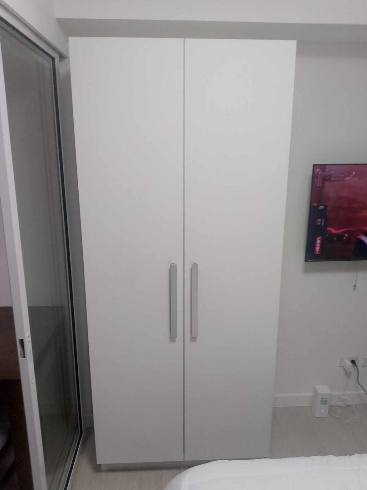 Azure Urban With Wave Pool Access Apartment