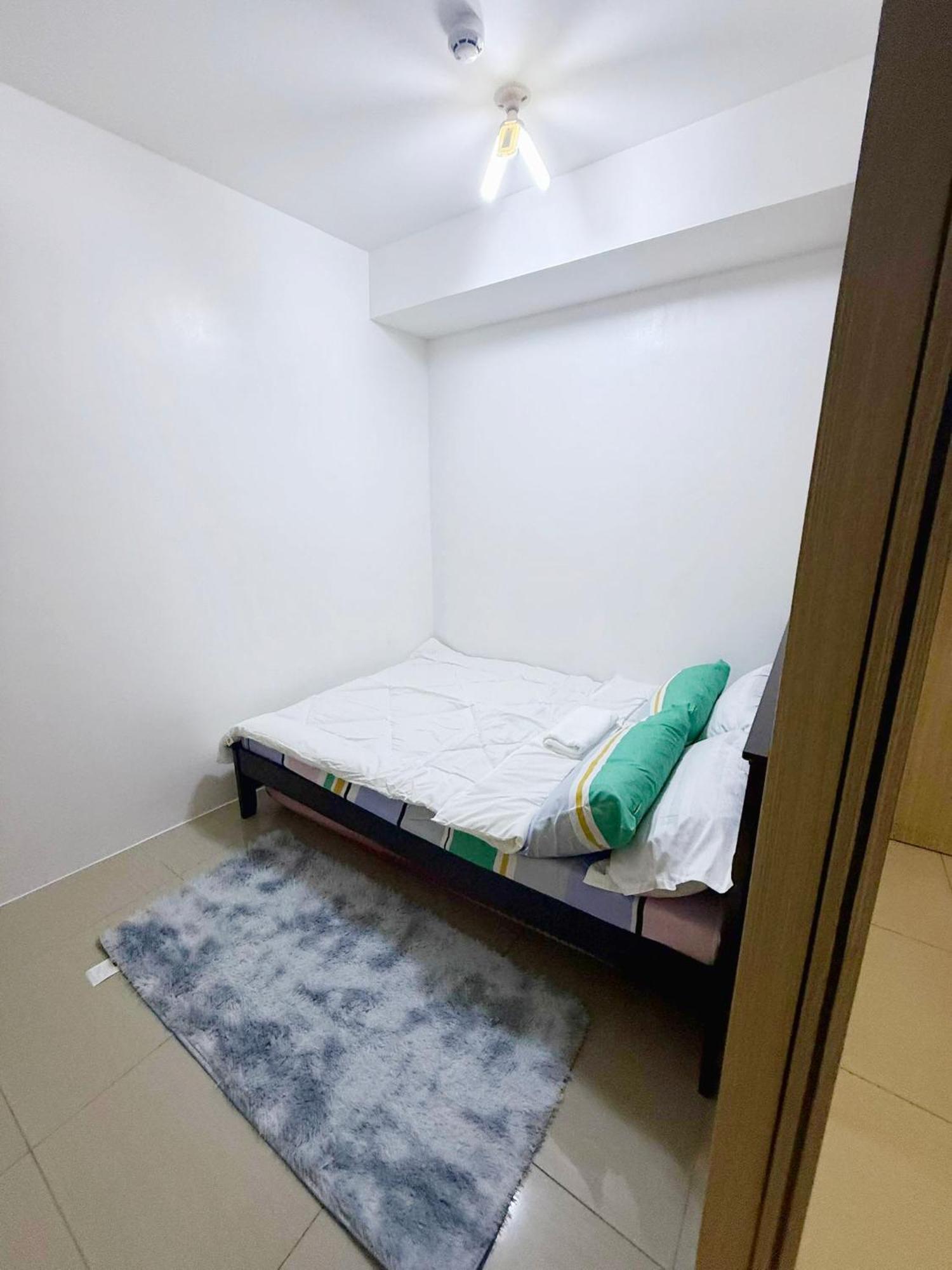 2br Shore Family Groups Affordable Staycation Apartment Manila
