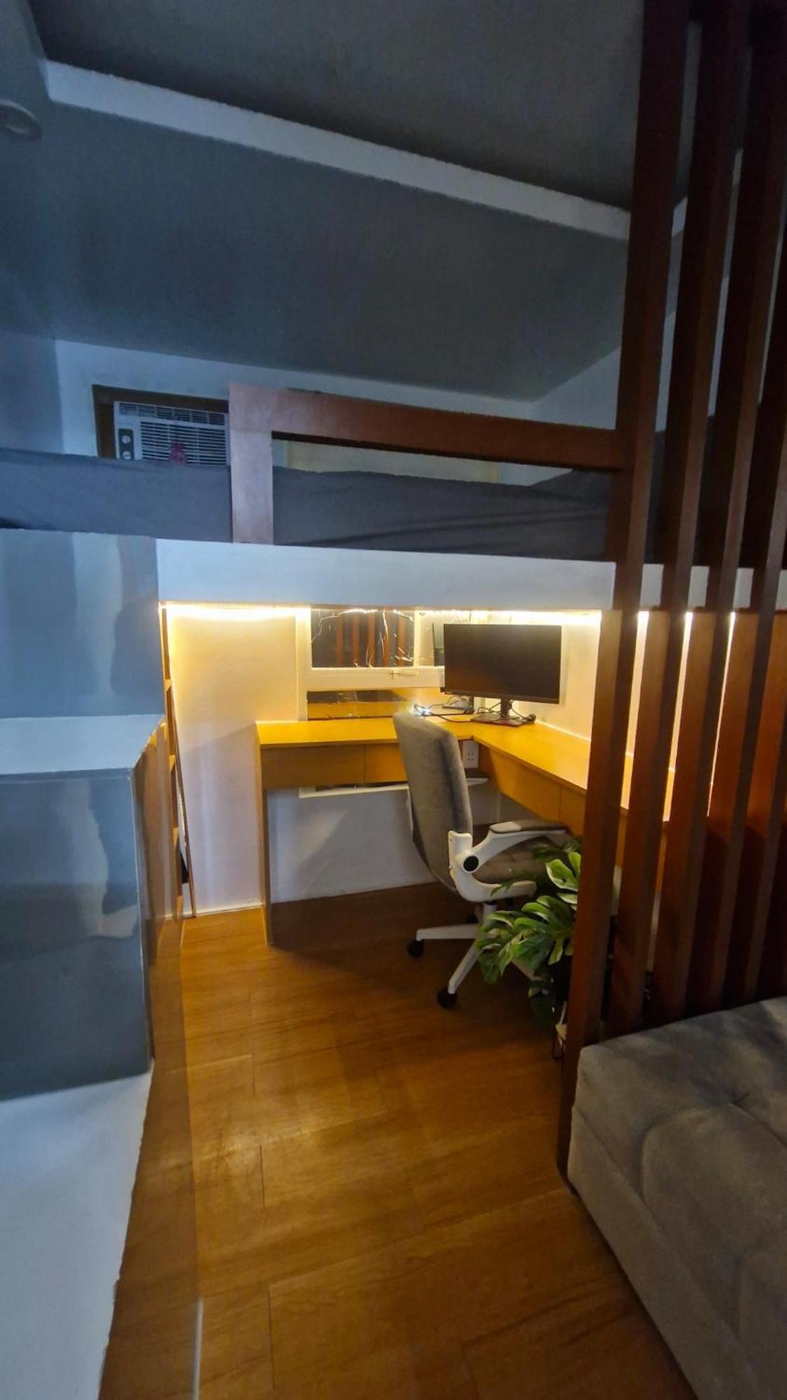 Cozy Rc 2br W Loft Netflix Prime Ktv Games Apartment Manila
