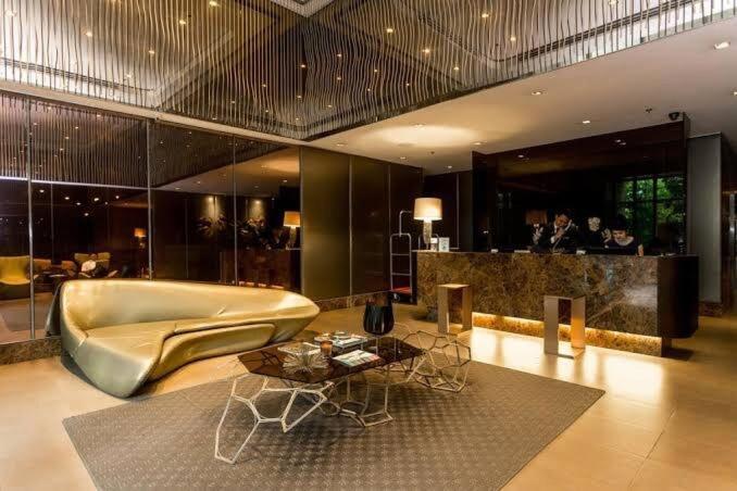 Cozi Makati Executive Balcony Apartment Manila