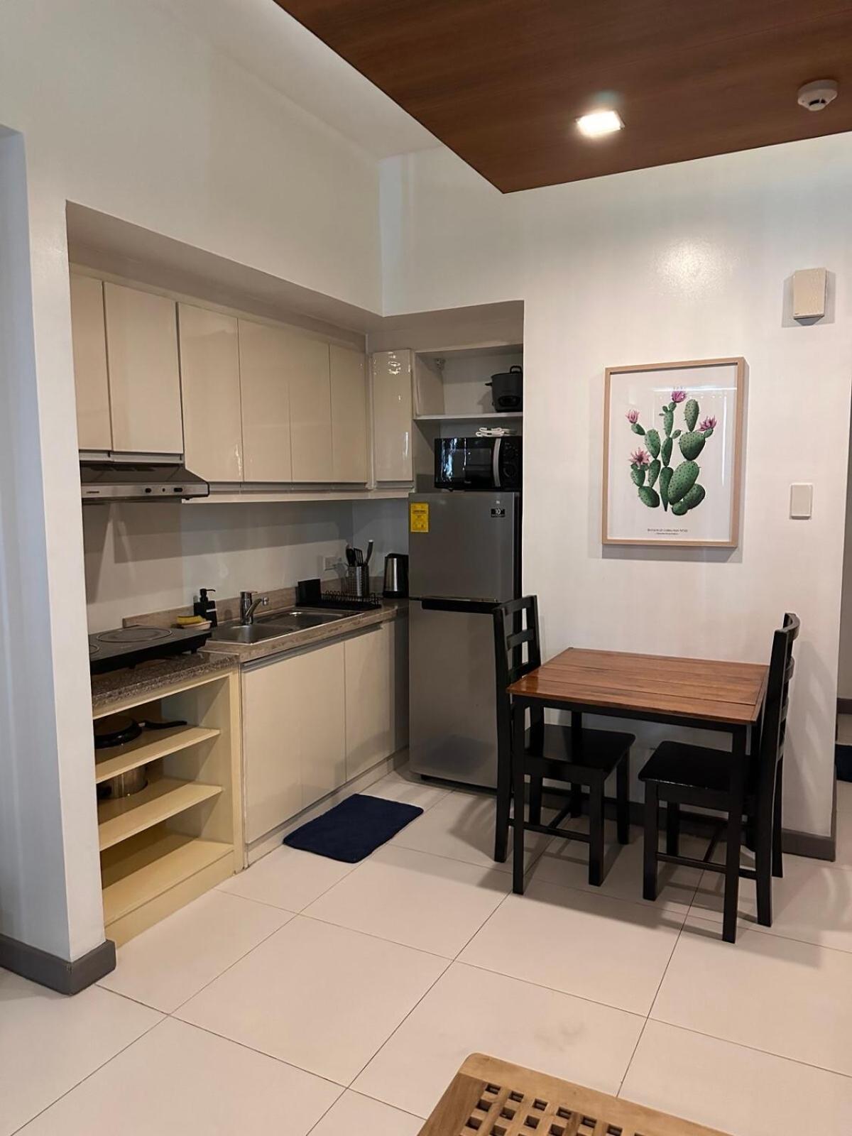 Apartment Cozi Makati Executive Balcony Manila