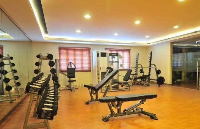 Cozy At Mckinley Hill Bgc Apartment *