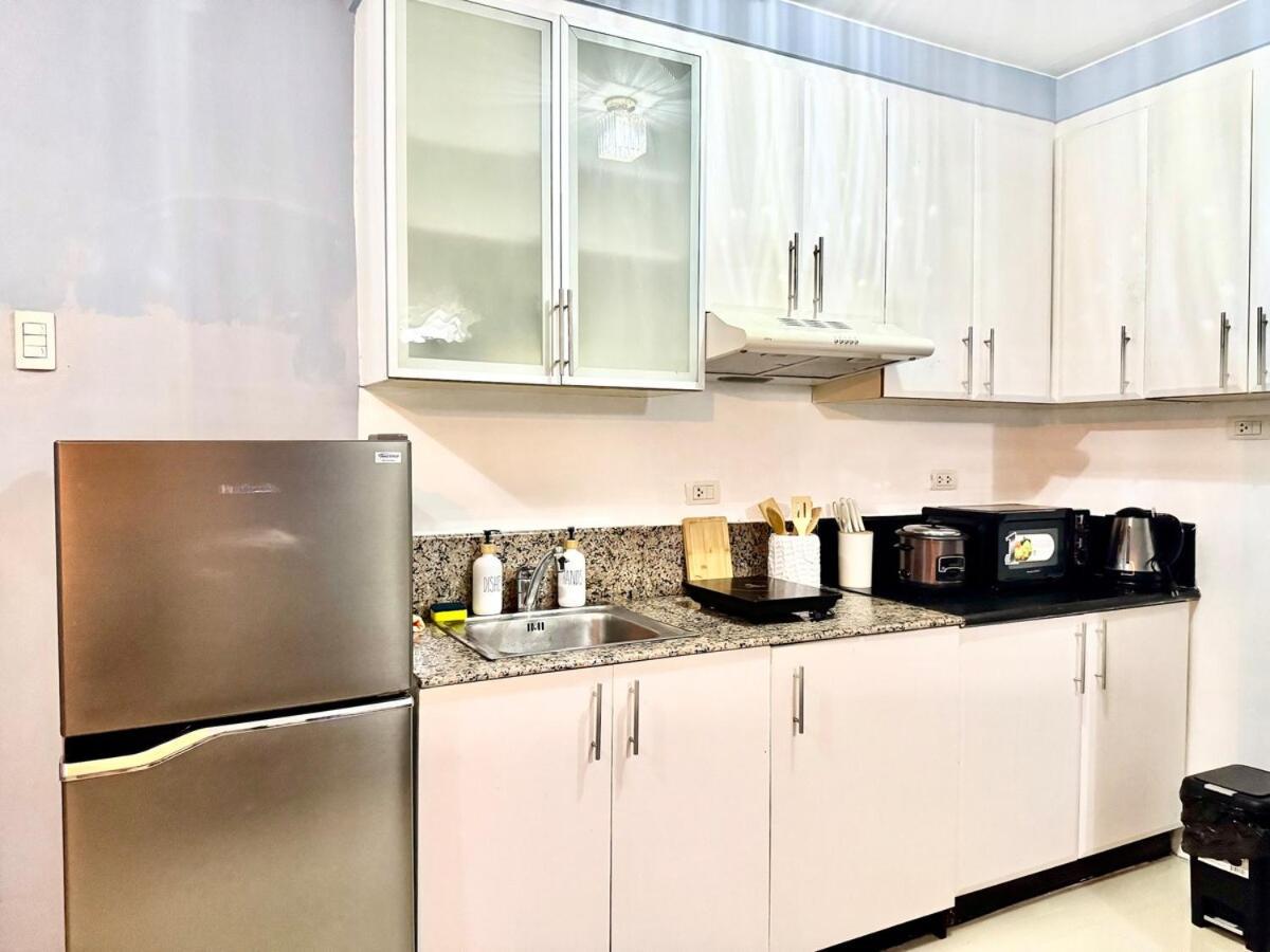 Cozy At Mckinley Hill Bgc Apartment Manila