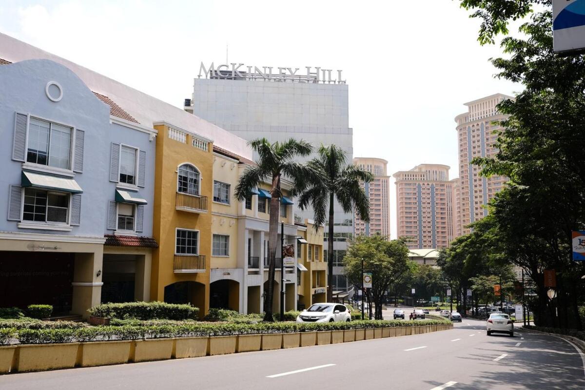 Apartment Cozy At Mckinley Hill Bgc Manila