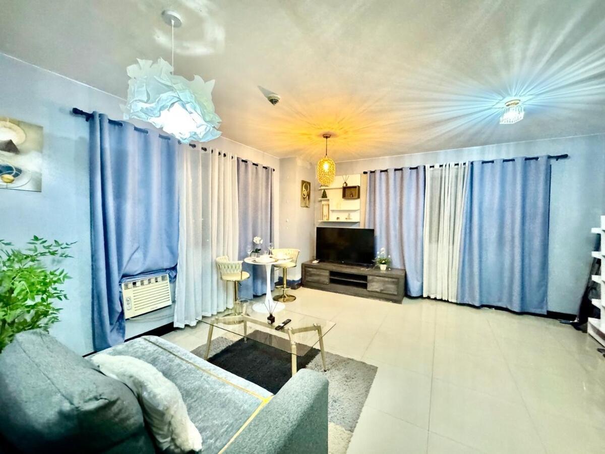 Apartment Cozy At Mckinley Hill Bgc