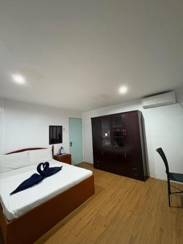 Hotel Duck And Restaurant Manila