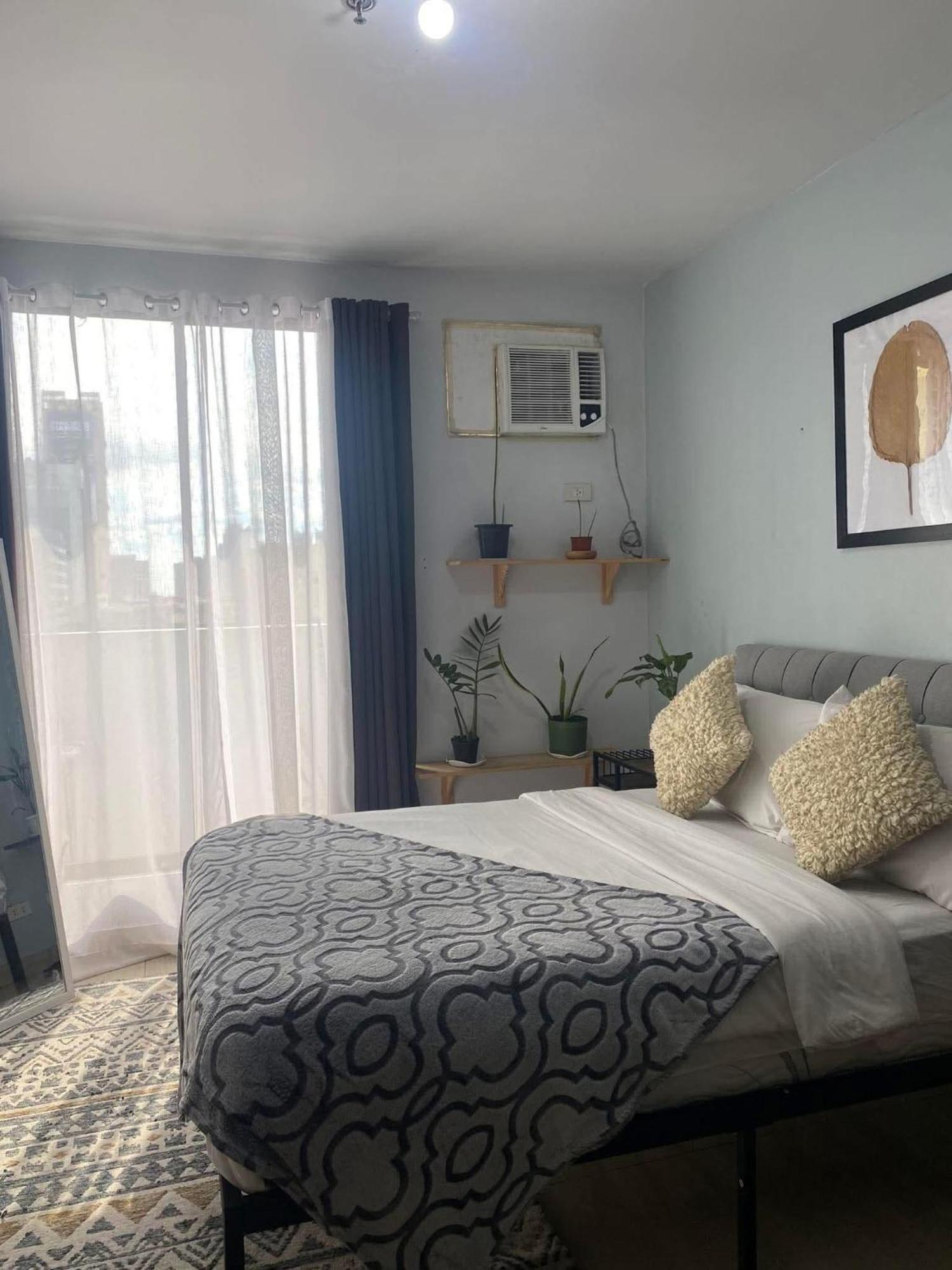 Ohana Buenbyahe Affordable Staycation At F Residences Near At Mrt Shaw Megamall And Starmall *