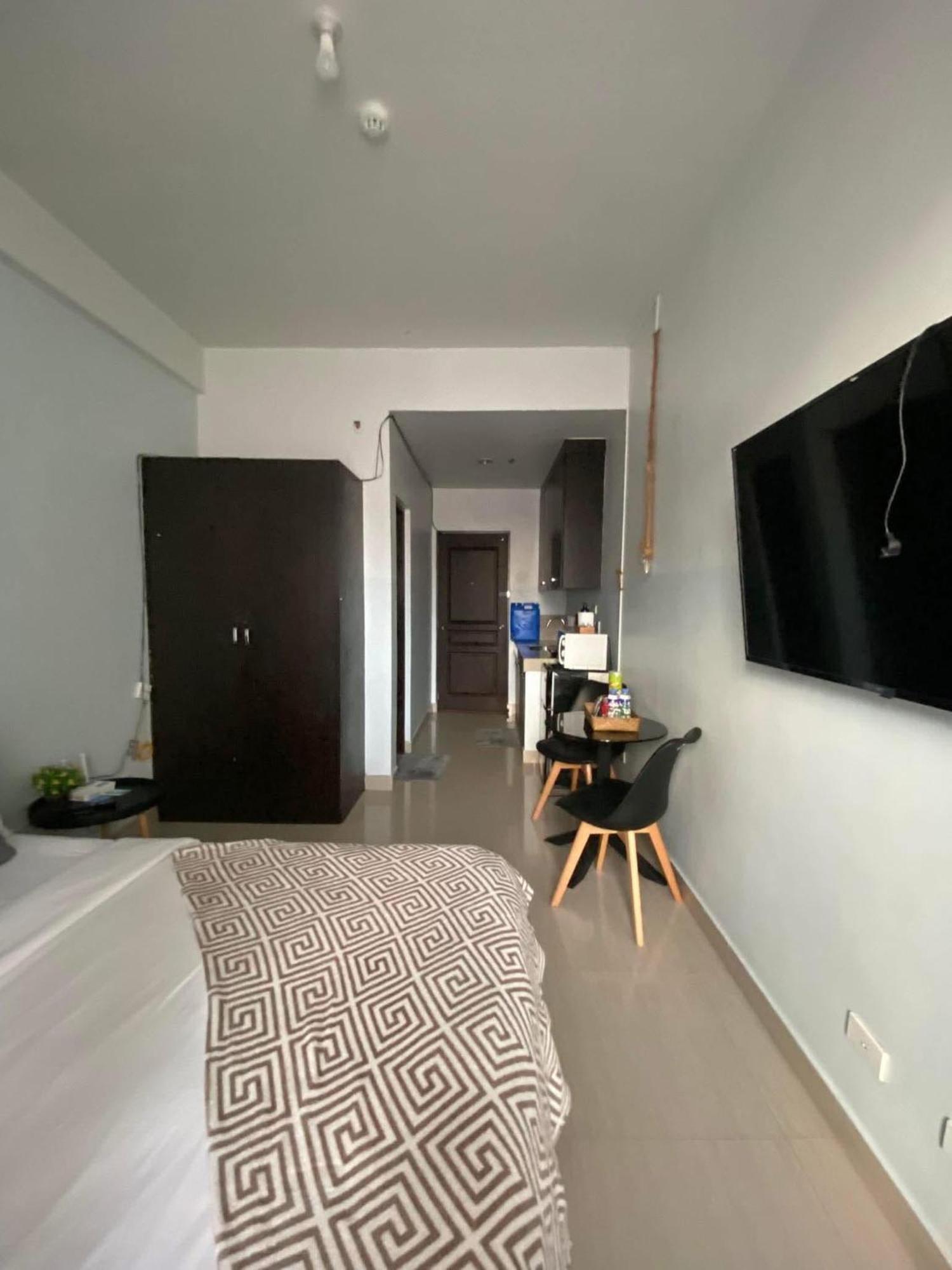 Apartment Ohana Buenbyahe Affordable Staycation At F Residences Near At Mrt Shaw Megamall And Starmall *