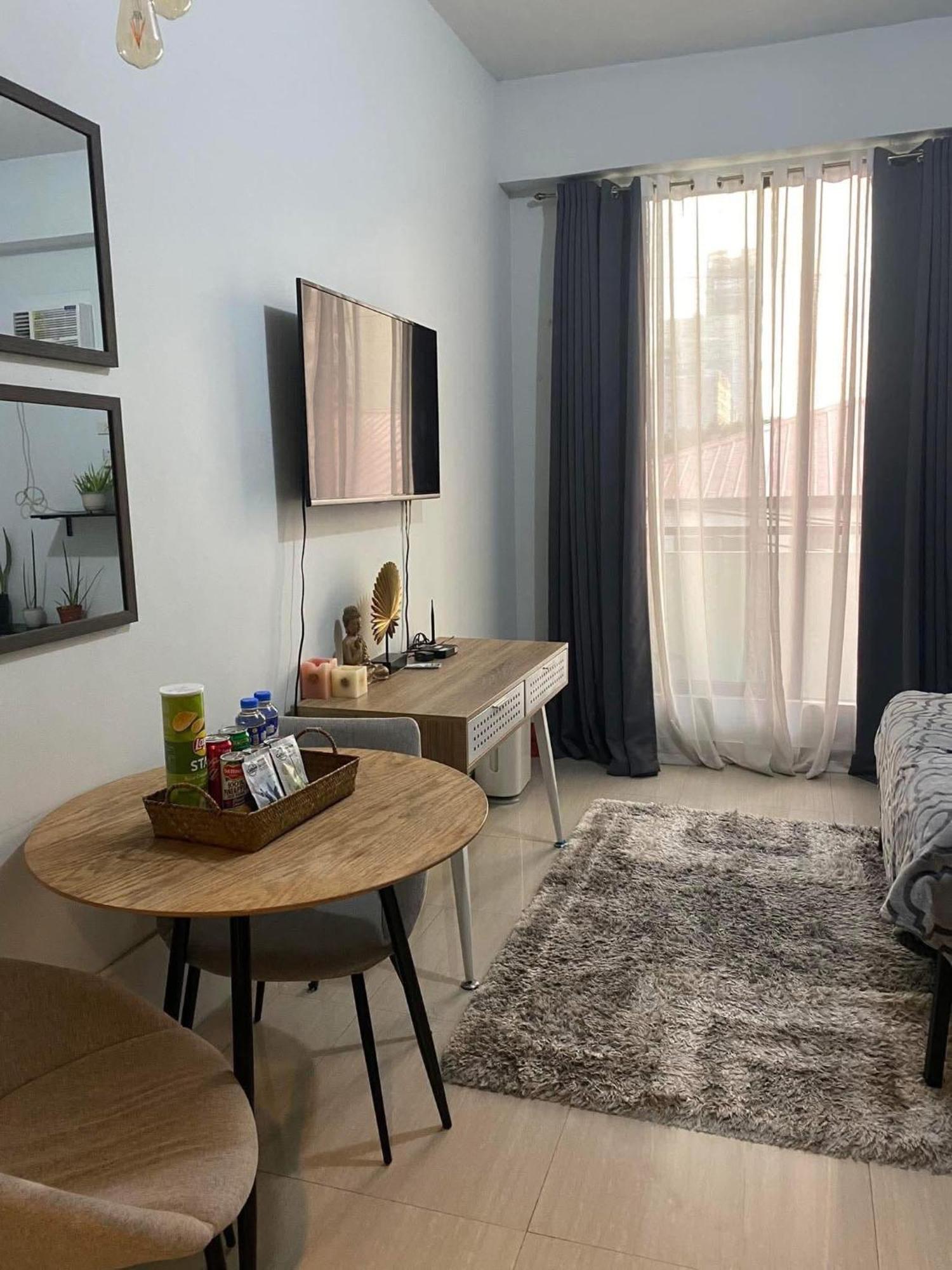 Ohana Buenbyahe Affordable Staycation At F Residences Near At Mrt Shaw Megamall And Starmall Apartment Manila