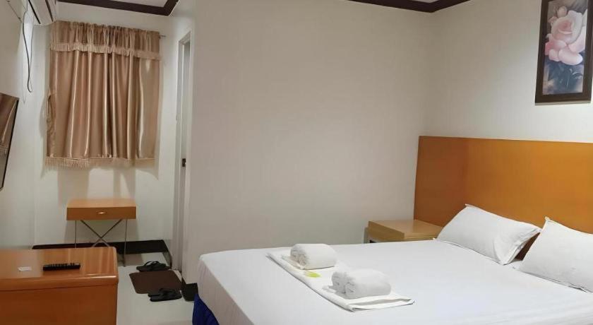 Hotel Jeamco Royal - Pasig *