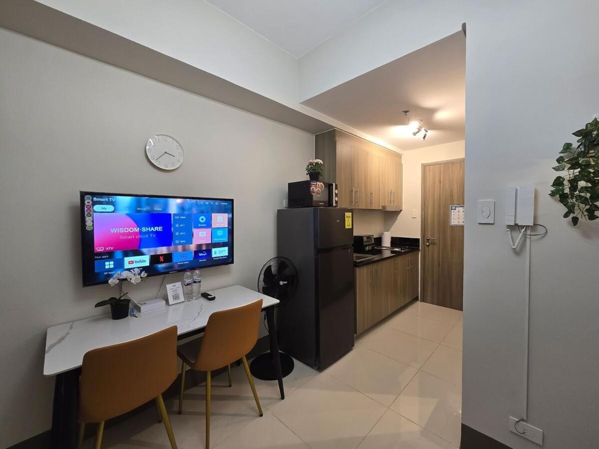 Apartment 1br Condotel With Balcony At Fame Residences #fm45-1