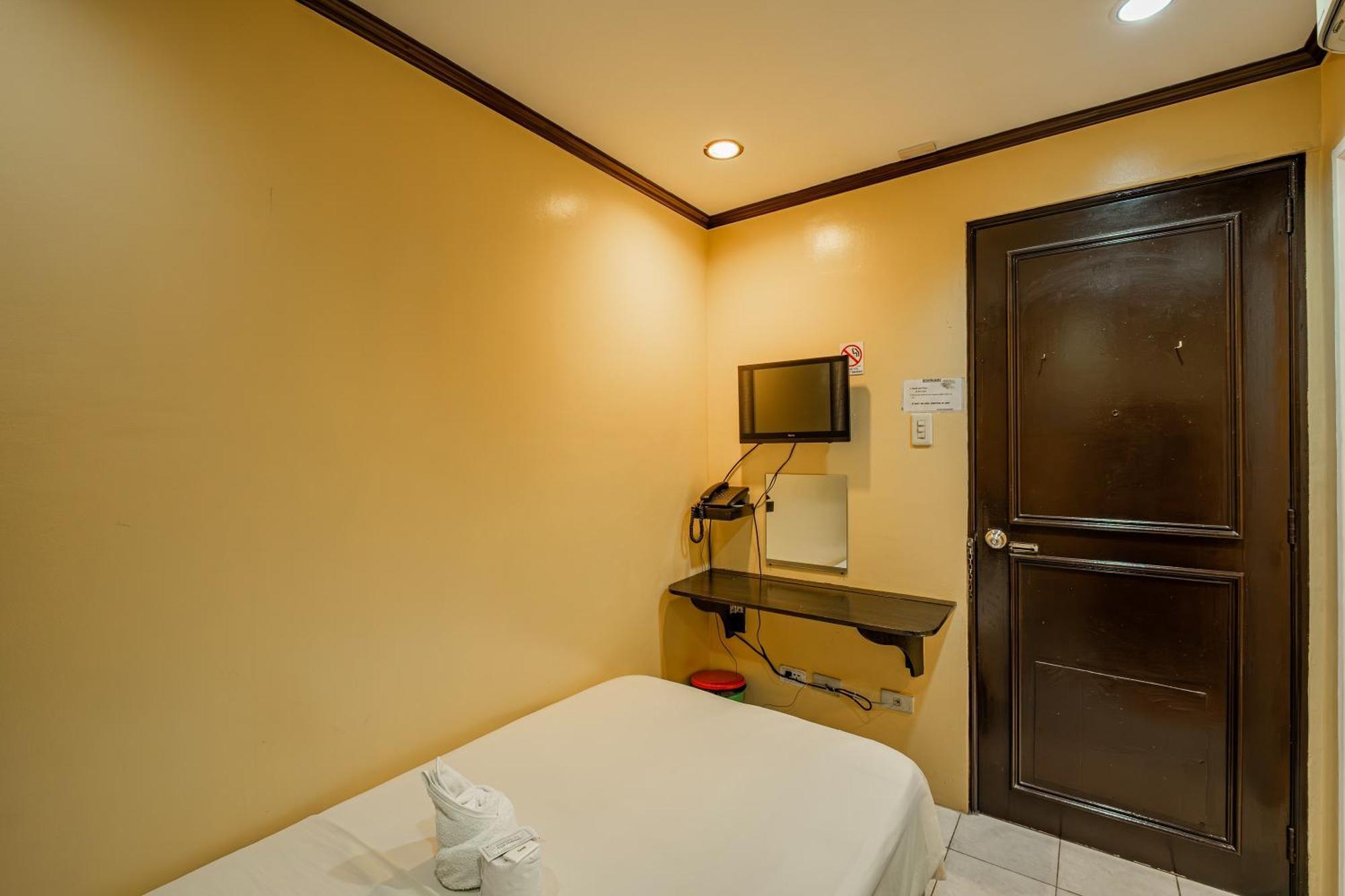 Hotel Juliano Manila