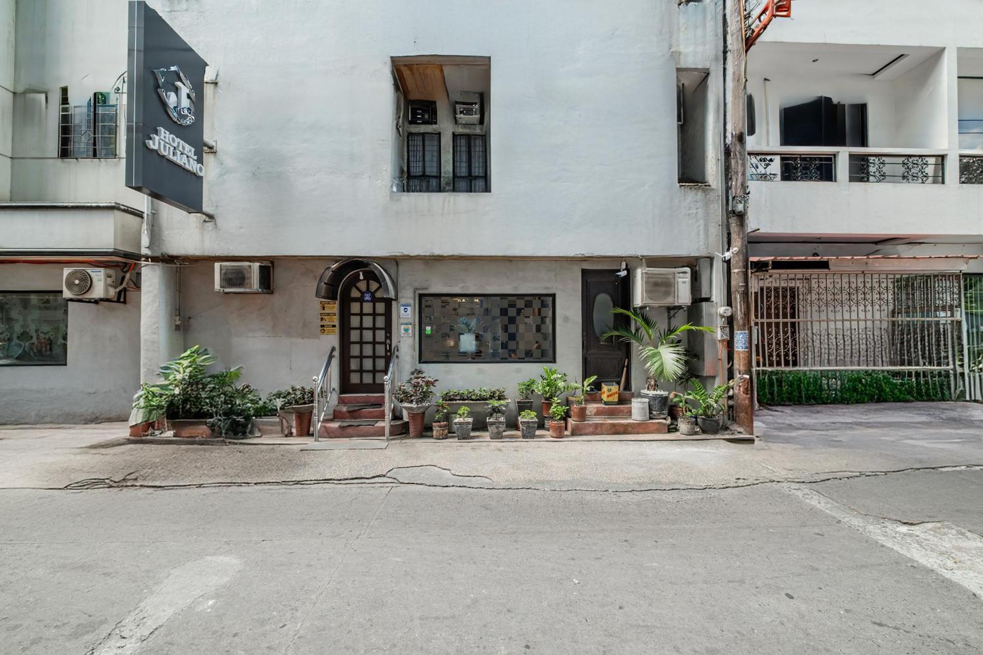 Hotel Juliano Hotel 2*