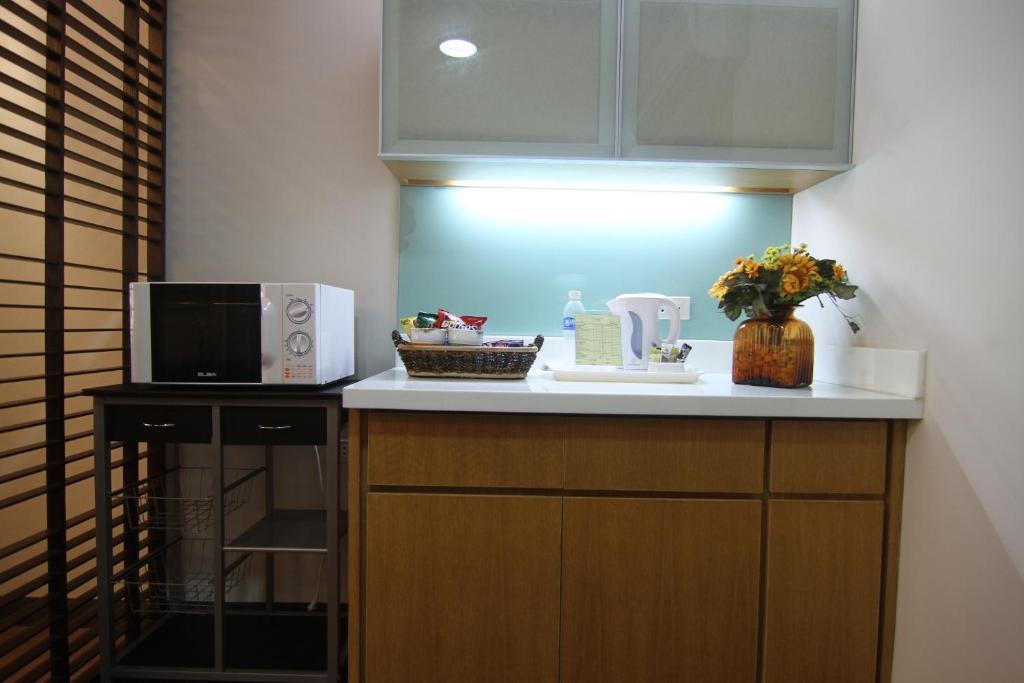 Lpi Centre Residences Aparthotel Manila