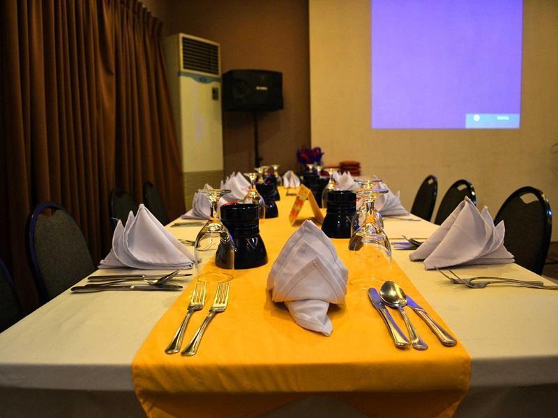 Gran Prix Hotel Manila