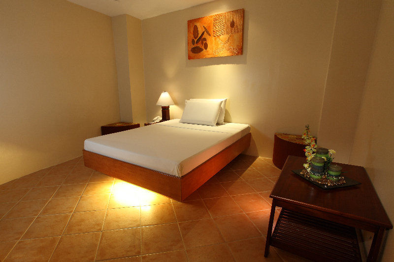 Hotel Gran Prix 2*