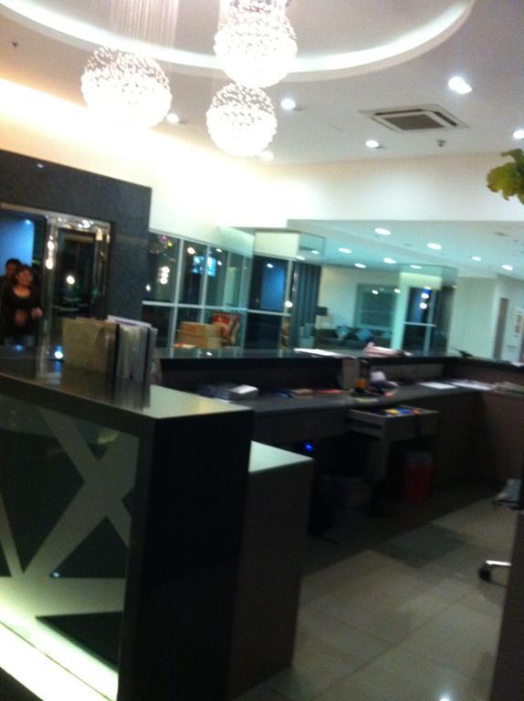 Apartment Sea Residences Moa-Eric Apartments *
