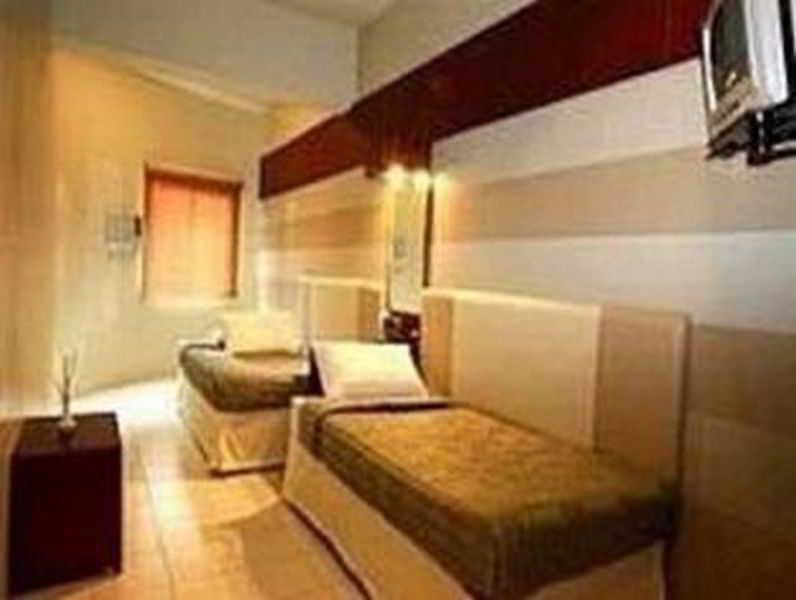 Hostel Malvar *