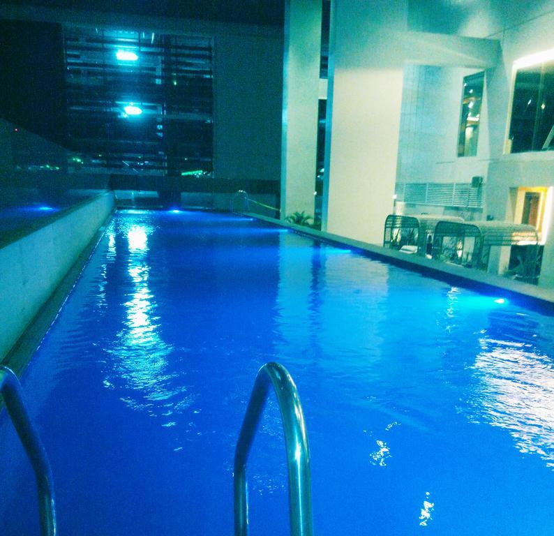 Shanika Properties @ F1 Bgc Apartamento *