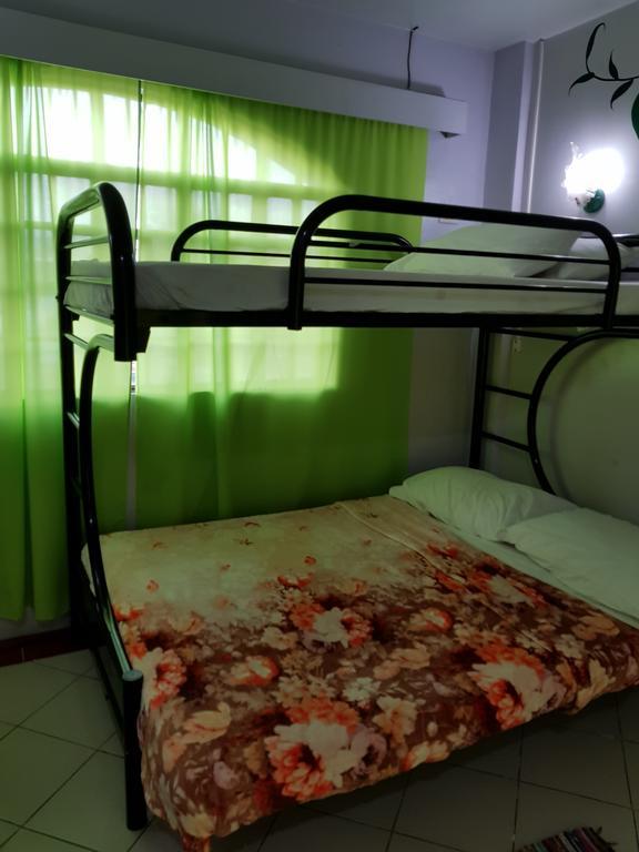 Guest house Dsouza Resorts & Events Manila