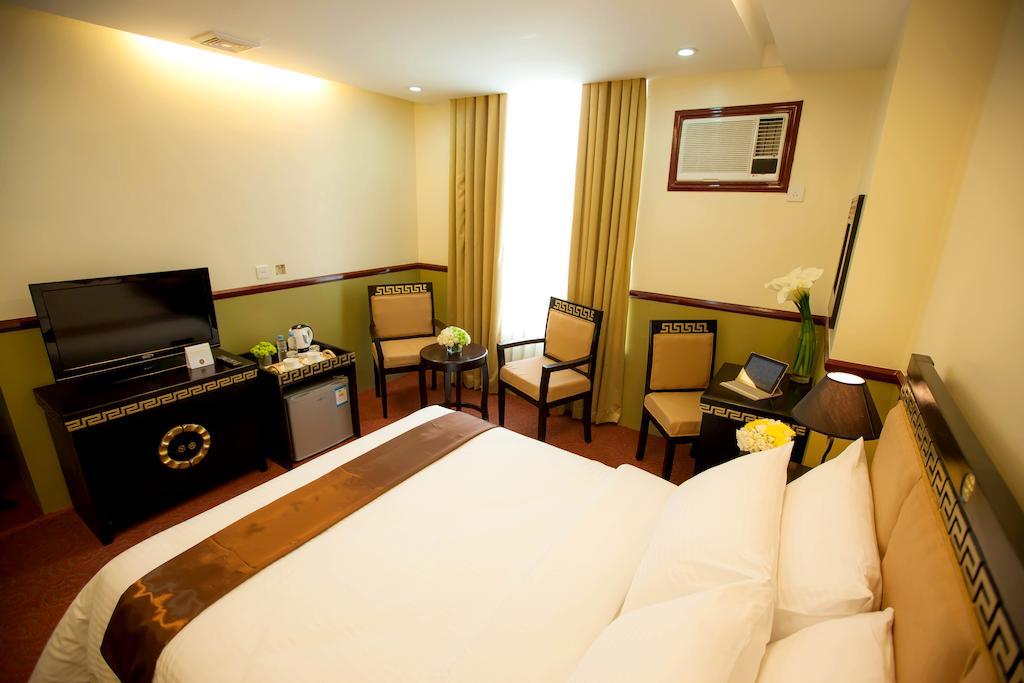 Crown Palace 3* Manila