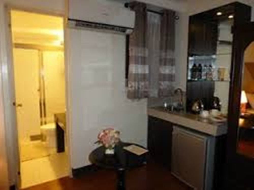 Silver Oaks & 2* Manila