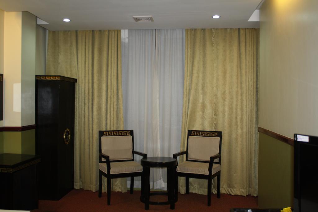 Crown Palace 3* Manila