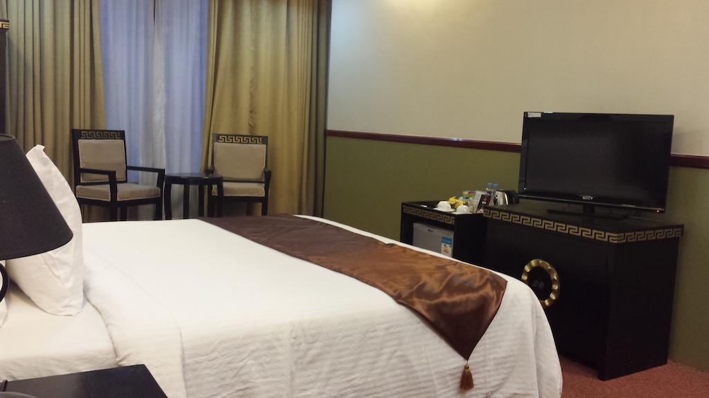 Crown Palace Hotel 3*