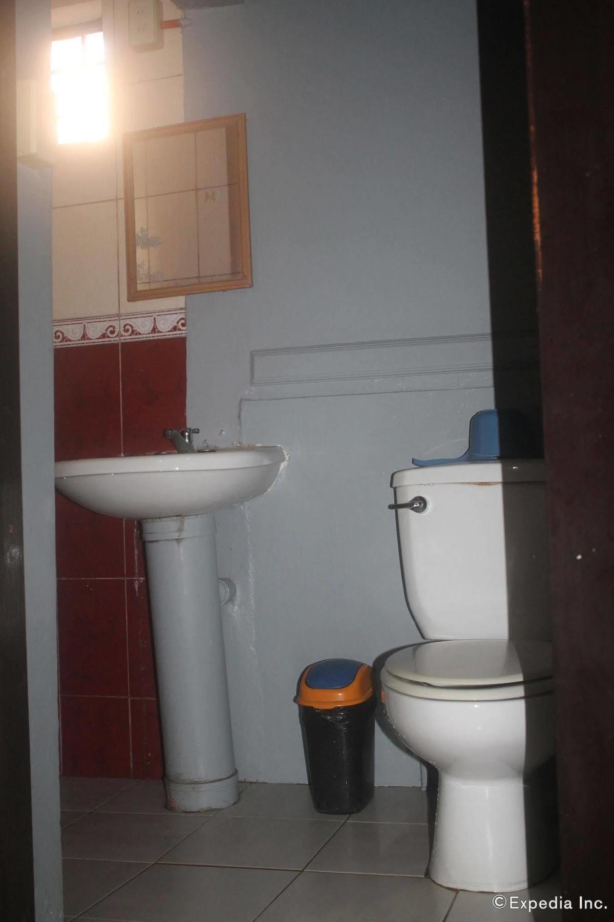Chill-out Apartment Manila
