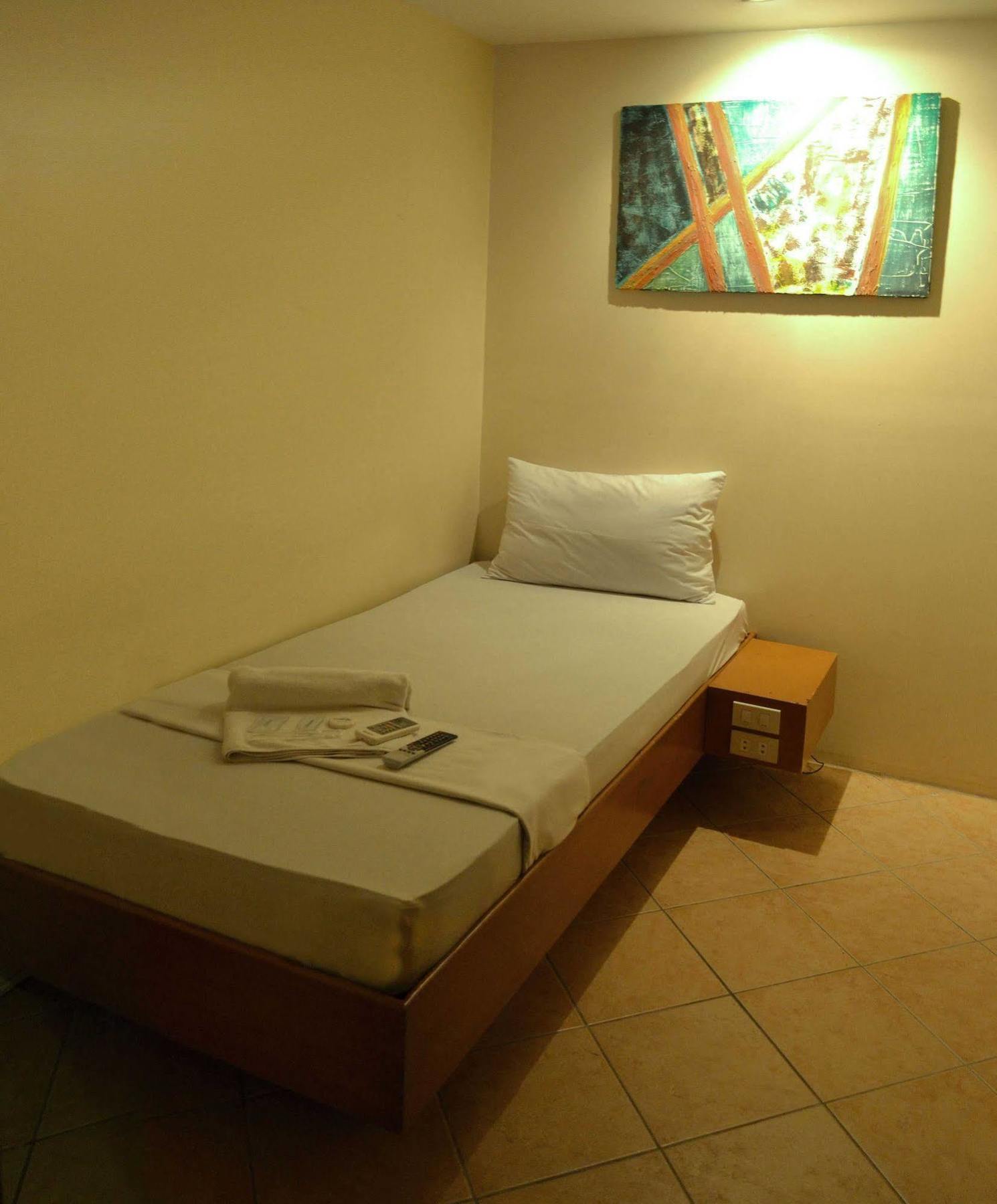 Hotel Gran Prix 2*