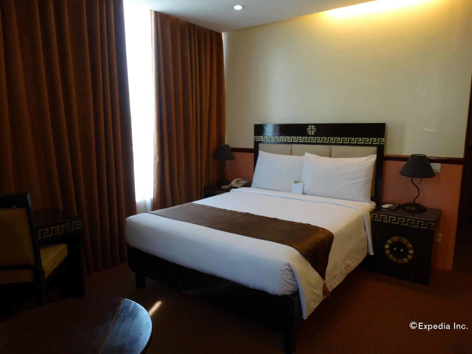 Crown Palace Hotel Manila