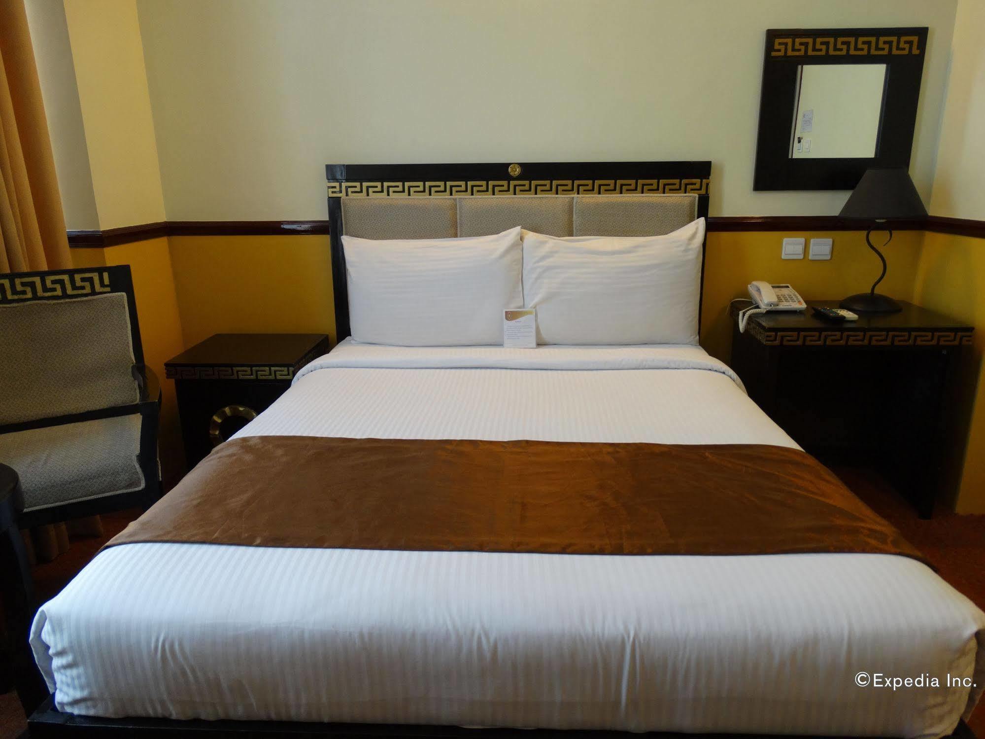 Crown Palace Manila