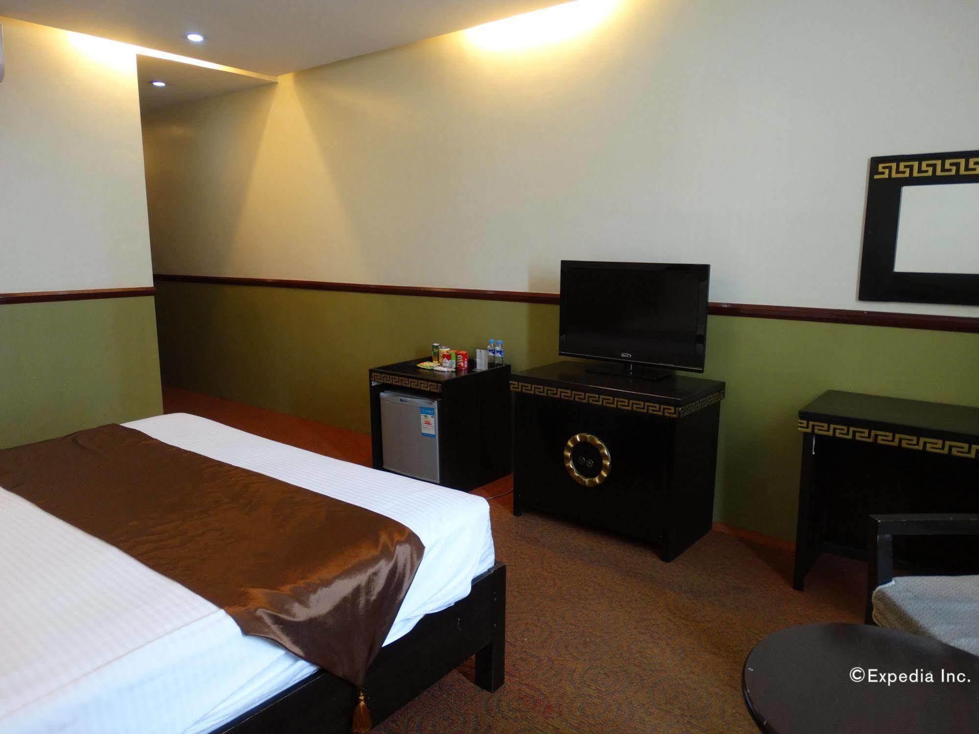 Crown Palace 3* Manila