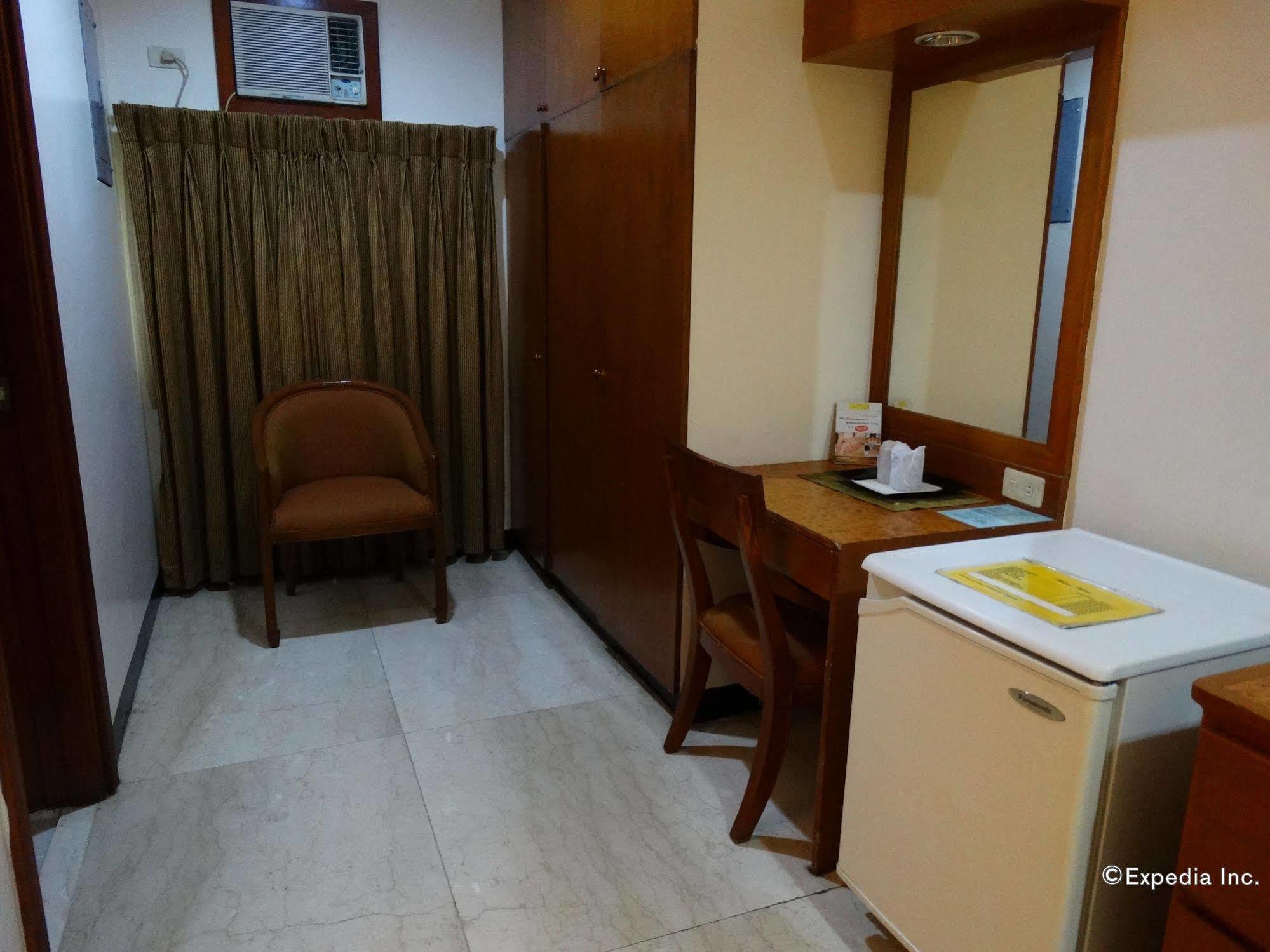 Malvar Hostel *