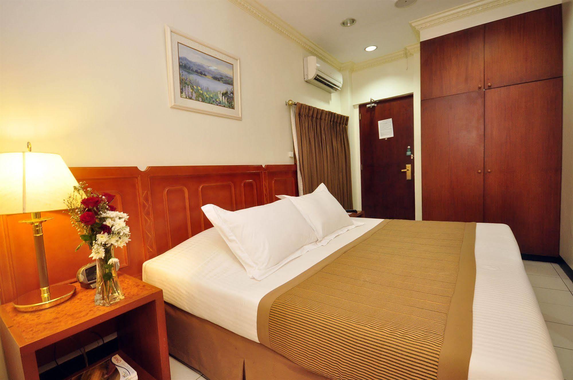 Hostel Malvar Manila