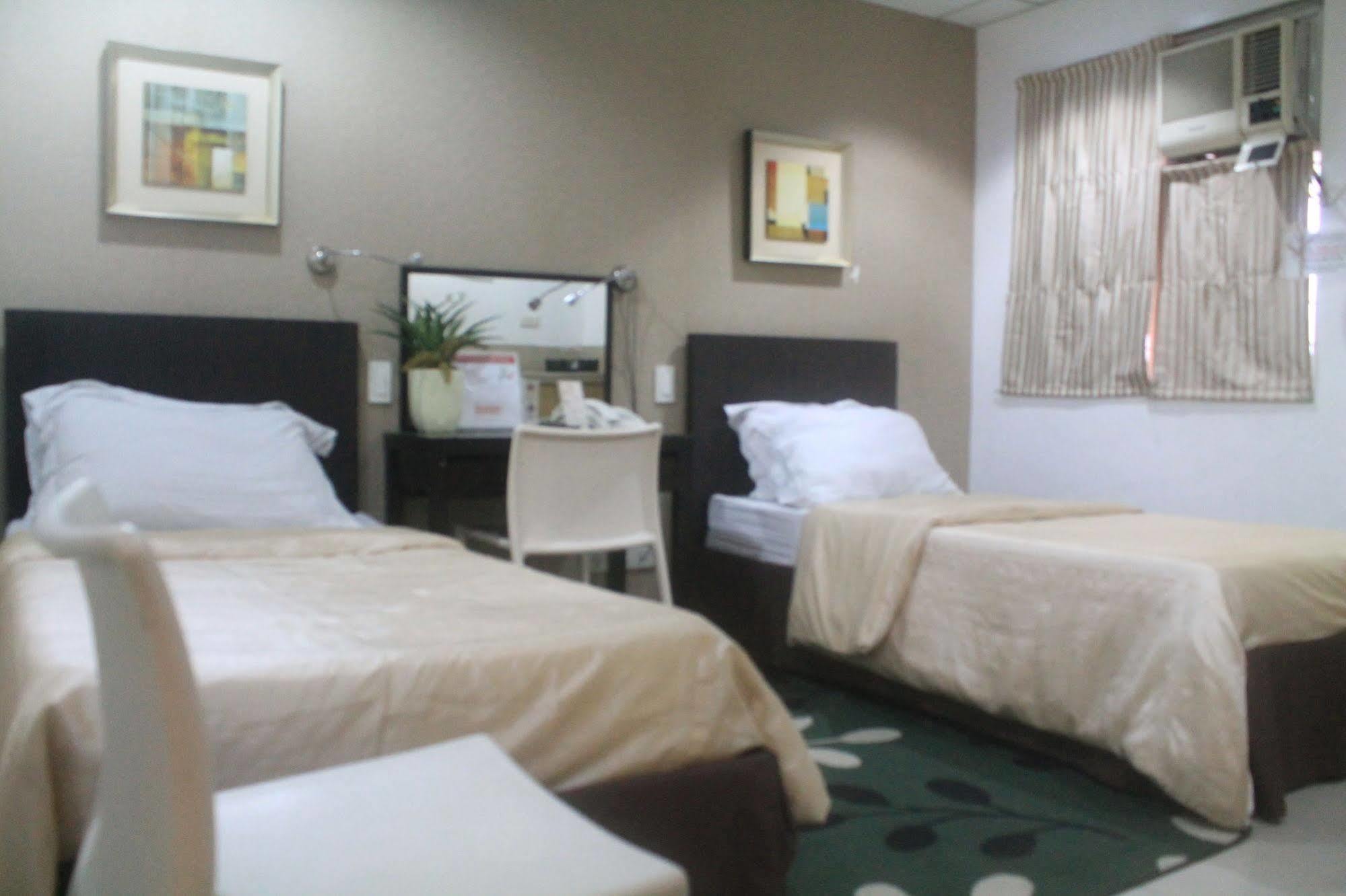 Orange Nest Hotel 3*