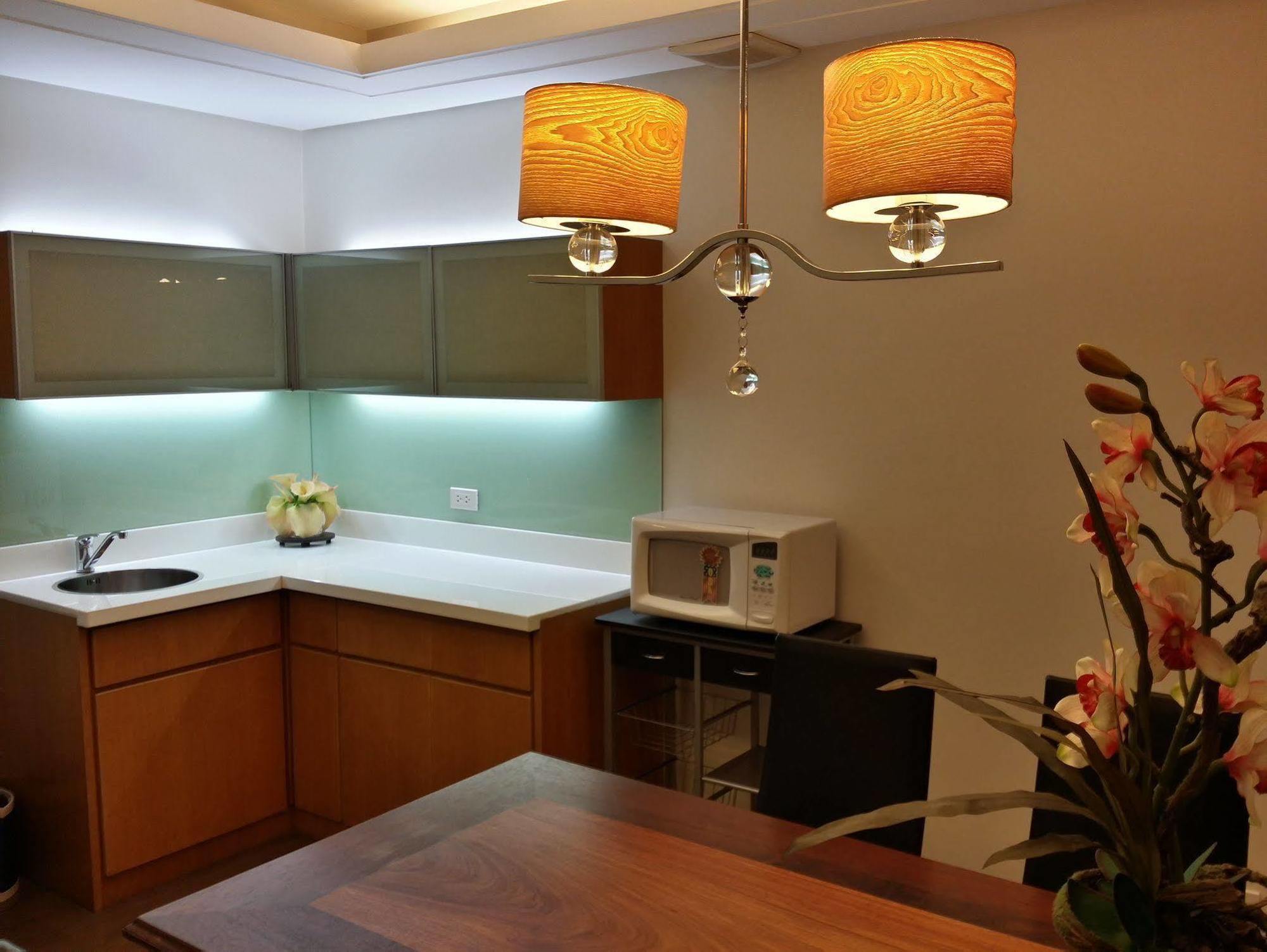Aparthotel Lpi Centre Residences