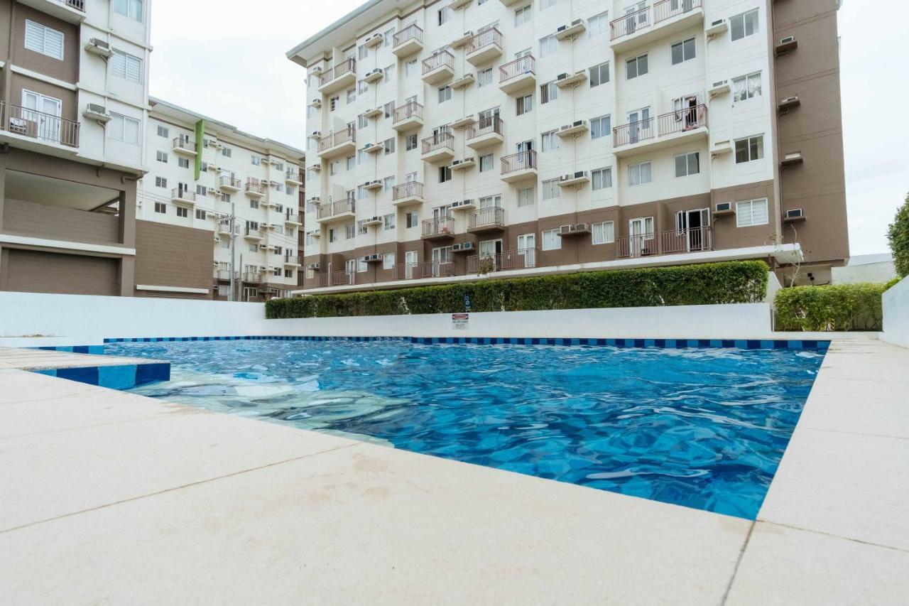 Hotel Reddoorz Premium @ Amaia Sucat 4*