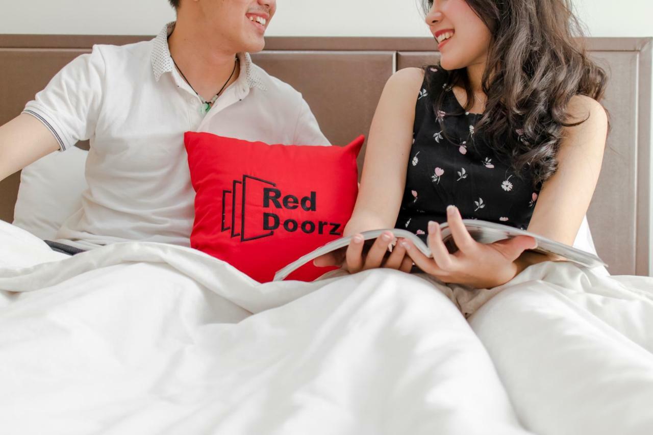Hotel Reddoorz Premium @ Amaia Sucat Manila