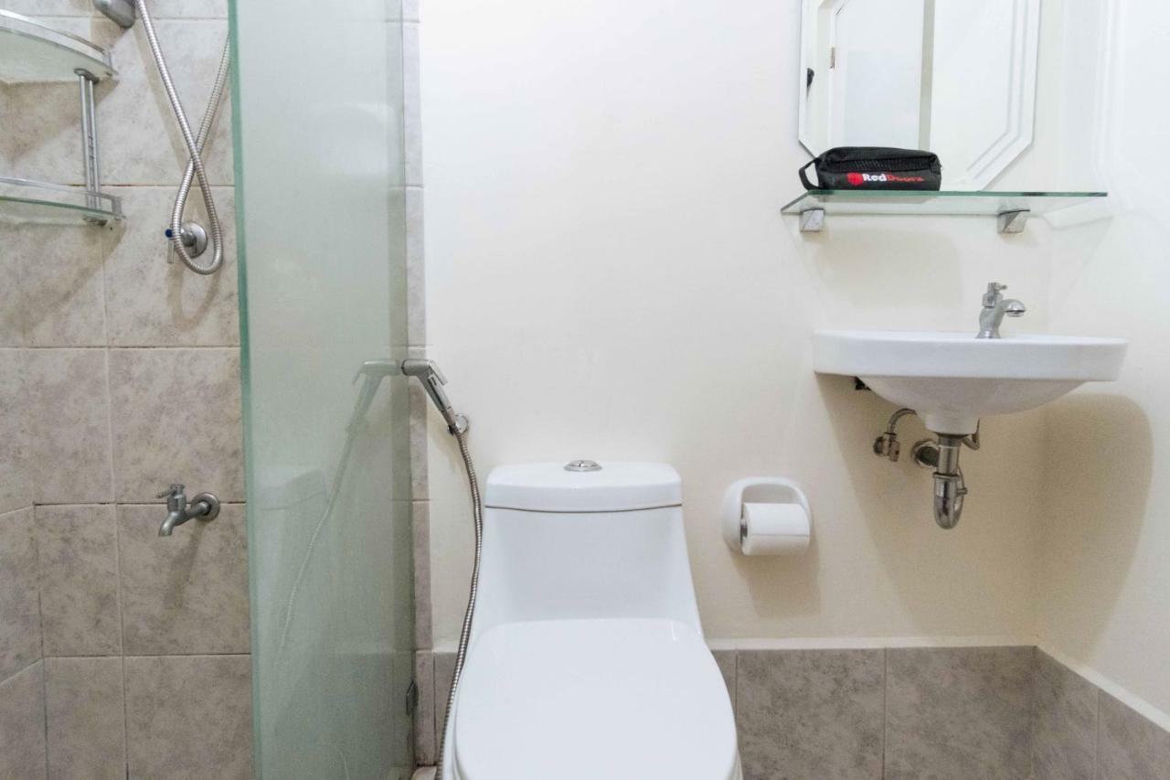 Hotel Reddoorz Premium @ Amaia Sucat