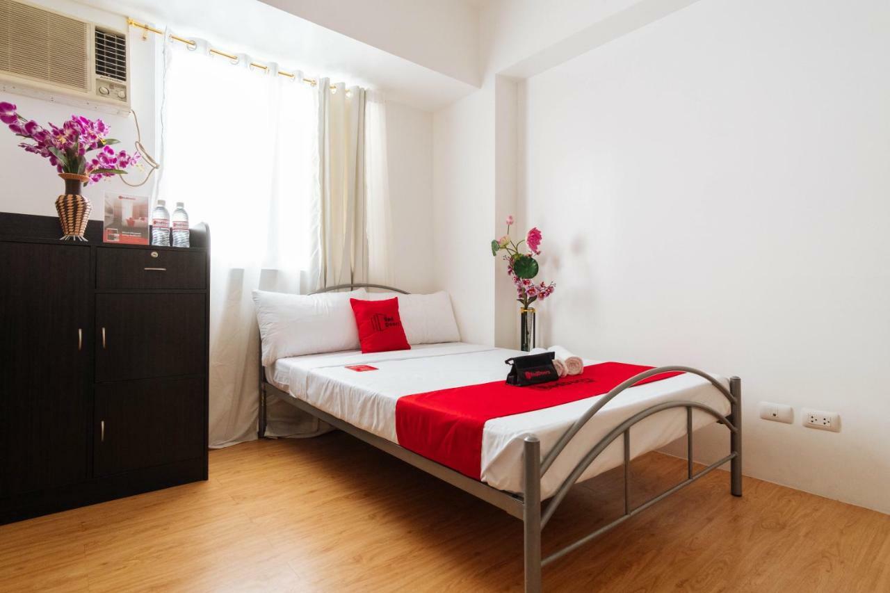 Reddoorz Premium @ Amaia Skies Avenida 4*
