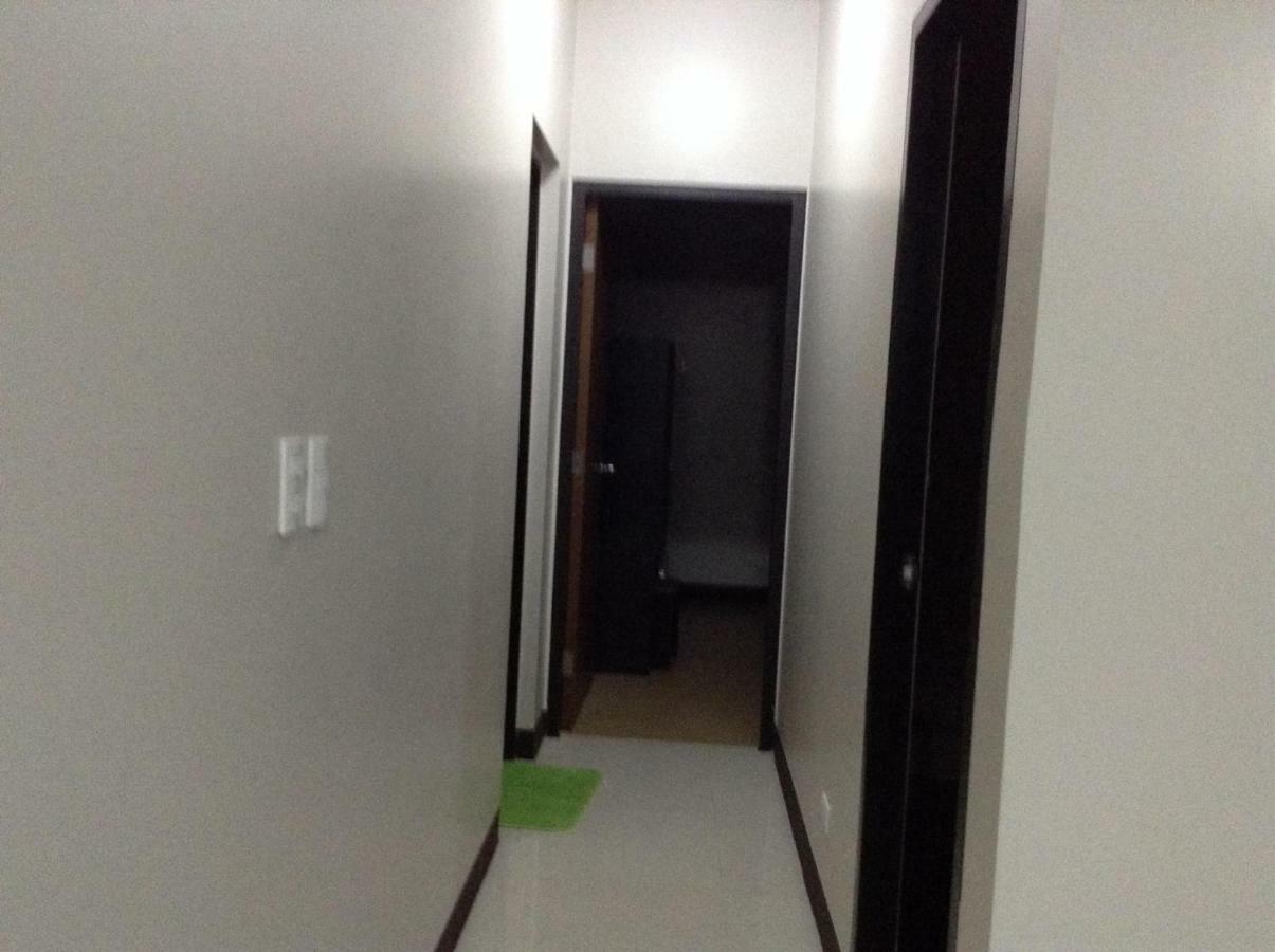 Cubao Manhattanheights Unit 11a Tower B, 2br Apartamento