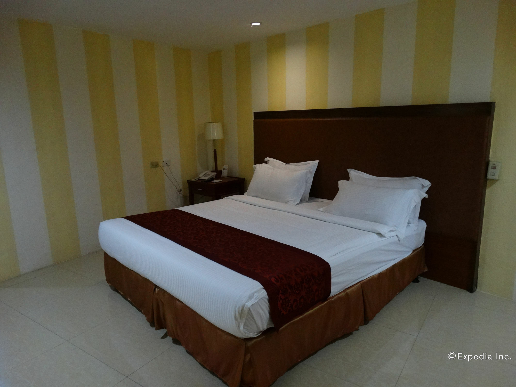 Hotel Chinatown Lai Lai Inc Manila