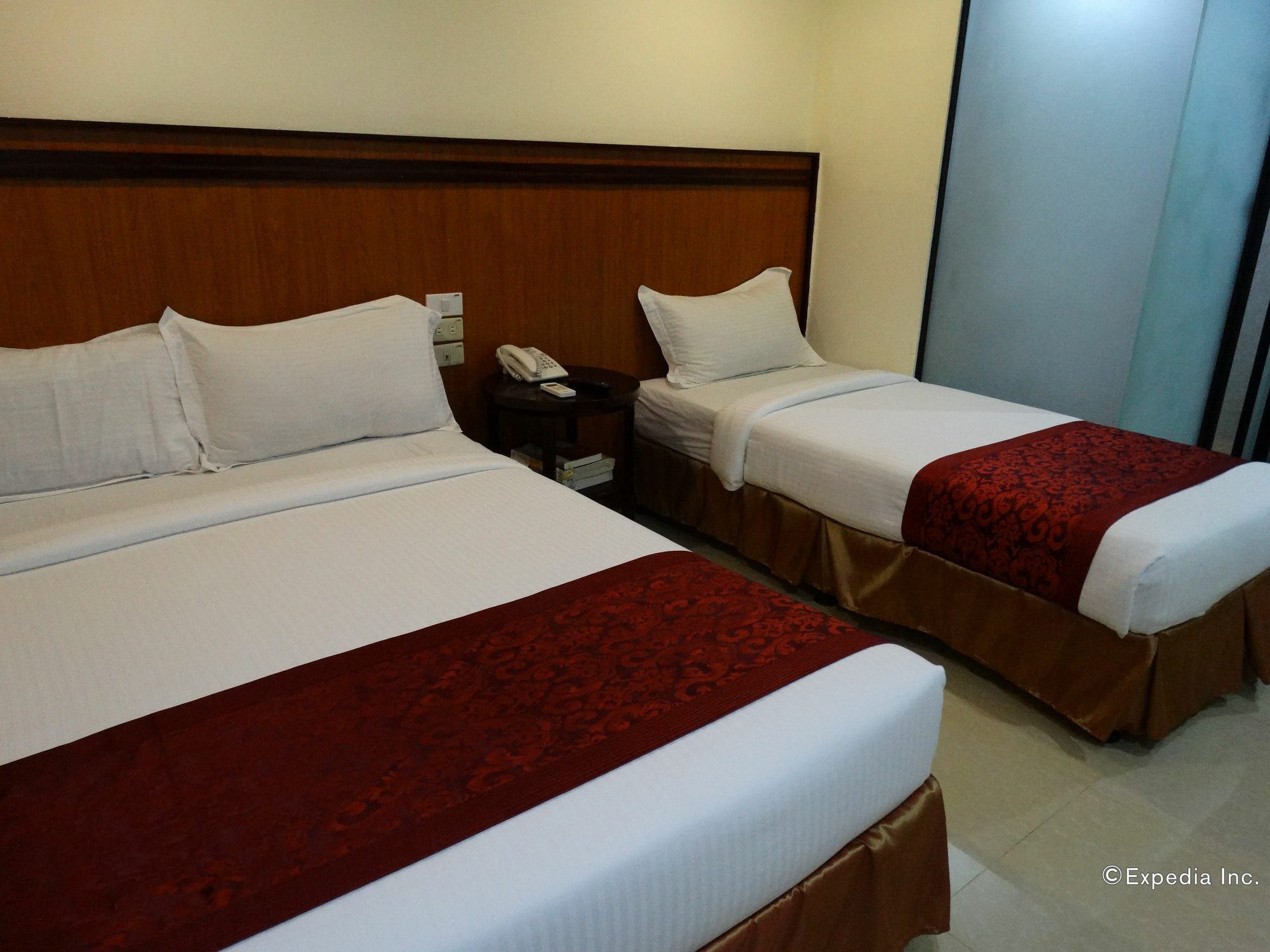 Hotel Chinatown Lai Lai Inc Manila