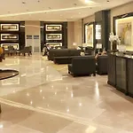 1Br Suite Near Megamall, Boni & Shaw Mrt Station