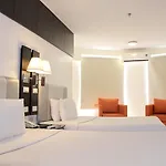 Hostel 1632