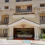 Taj\'S Condotel