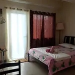 Emmanuel\'S Service Apartment Near The Airport